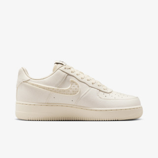 NIKE Tenisice WMNS AIR FORCE 1 '07 LX CN 