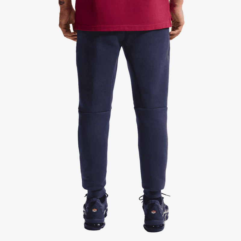 NIKE Tajice FCB M NK TCH FLC JGGR 
