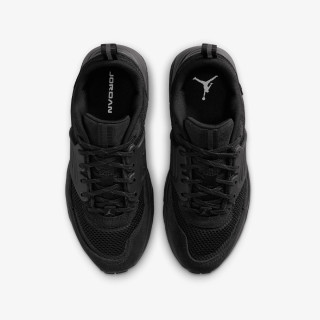 NIKE Tenisice JORDAN TRUNNER O/S BG 