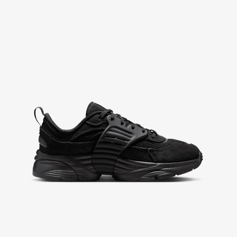 NIKE Tenisice JORDAN TRUNNER O/S BG 