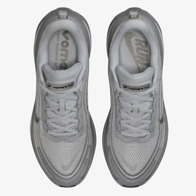 NIKE Tenisice NIKE VOMERO PLUS AS 