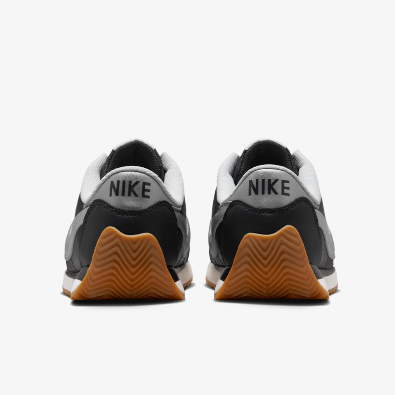 NIKE Tenisice Pacific 
