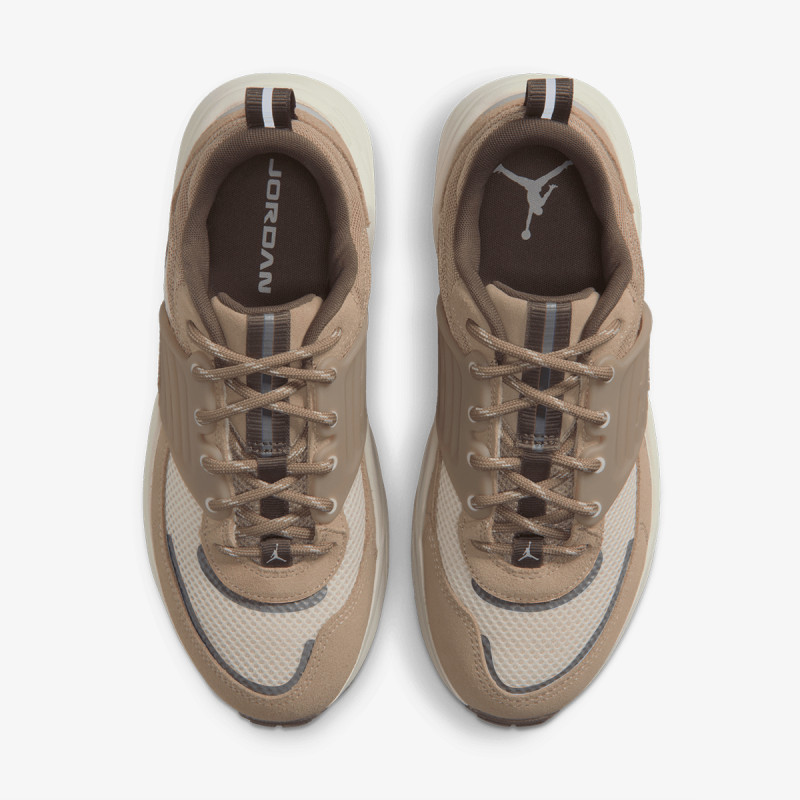 NIKE Tenisice Jordan Trunner O/S 