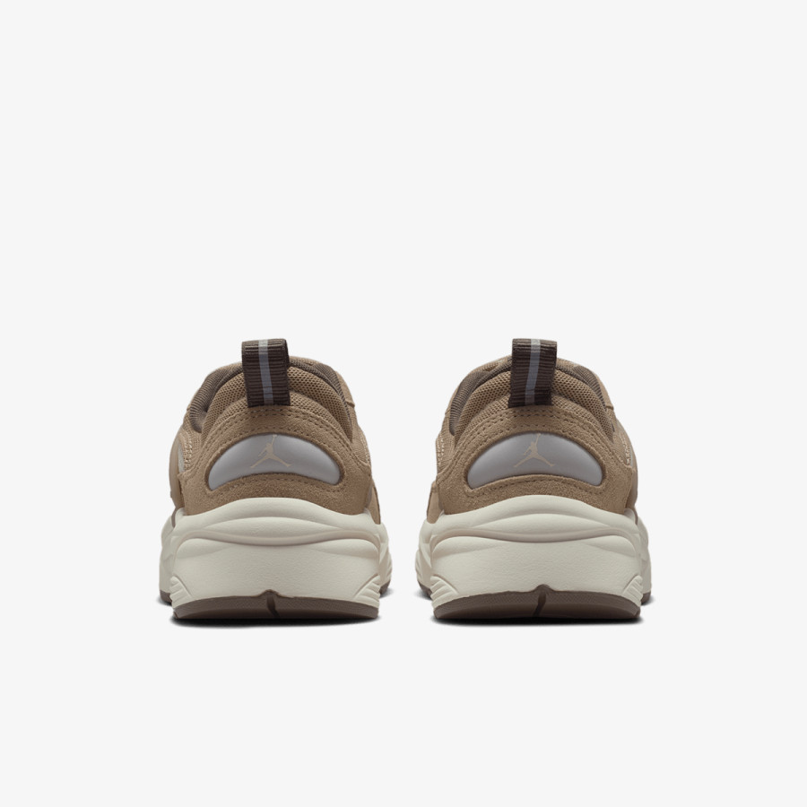 NIKE Tenisice Jordan Trunner O/S 