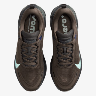 NIKE Tenisice NIKE VOMERO PLUS CN 