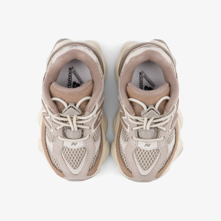 NEW BALANCE Tenisice K 9060 