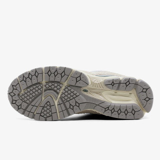 NEW BALANCE Tenisice 2002R 