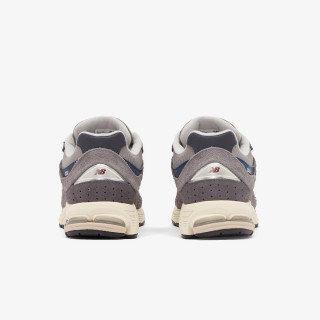 NEW BALANCE Tenisice 2002R 