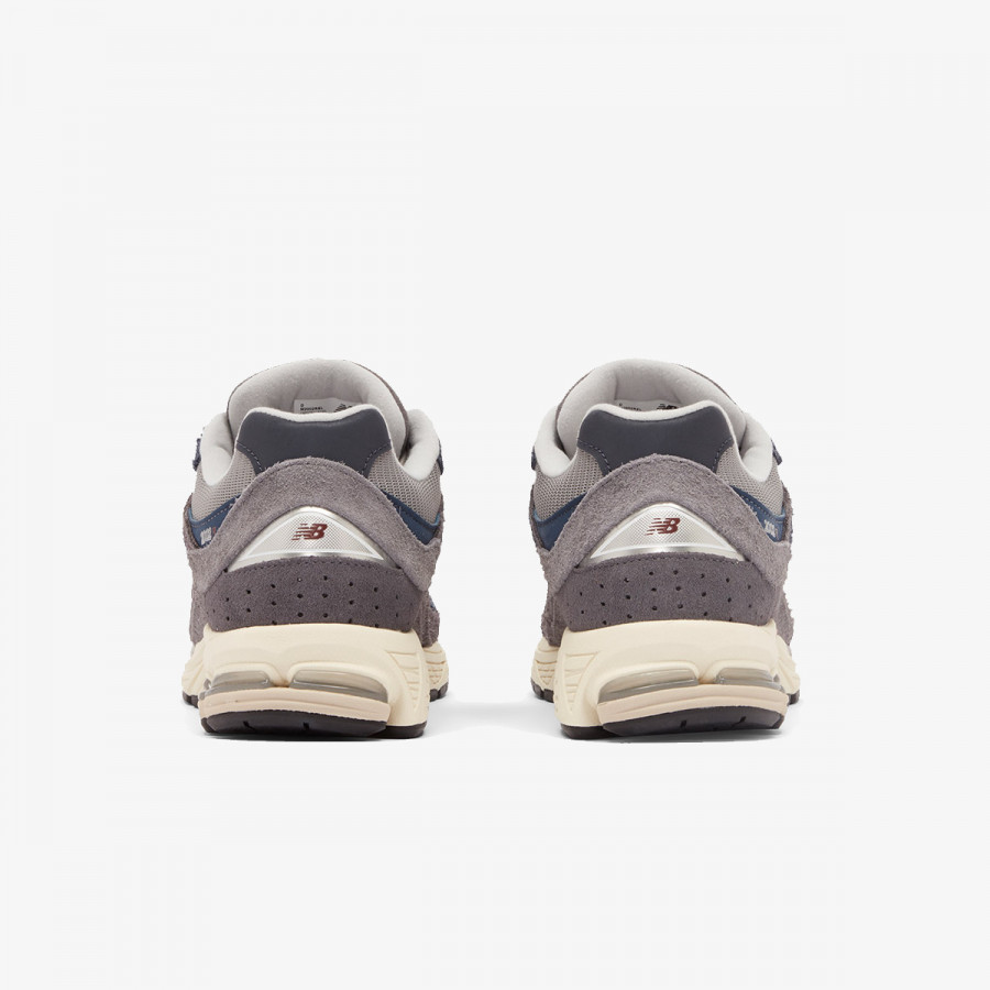 NEW BALANCE Tenisice 2002R 