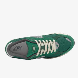 NEW BALANCE Tenisice 2002R 