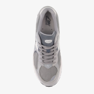 NEW BALANCE Tenisice 2000R 
