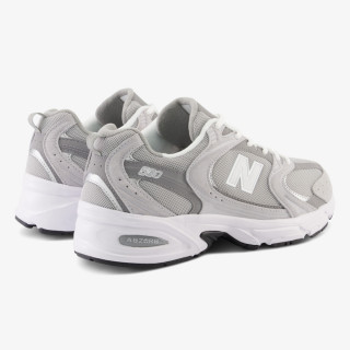 NEW BALANCE Tenisice 530 