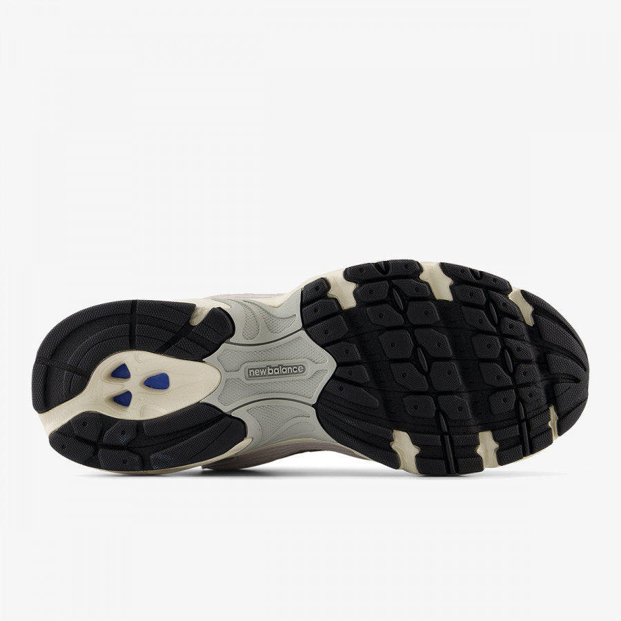 NEW BALANCE Tenisice 530 