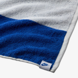 JR NIKE TOWEL NIKE CLUB POOL TOWEL AOJ 