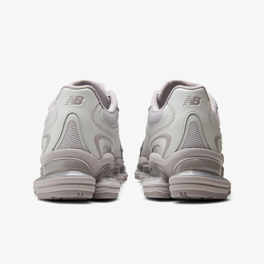 NEW BALANCE Tenisice 2000 