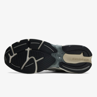 NEW BALANCE Tenisice 2010 