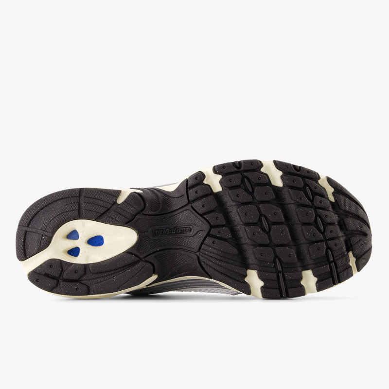 NEW BALANCE Tenisice 530 
