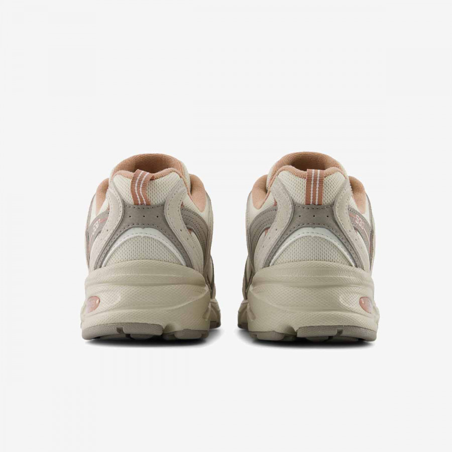 NEW BALANCE Tenisice 530 