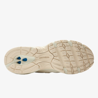 NEW BALANCE Tenisice 740 