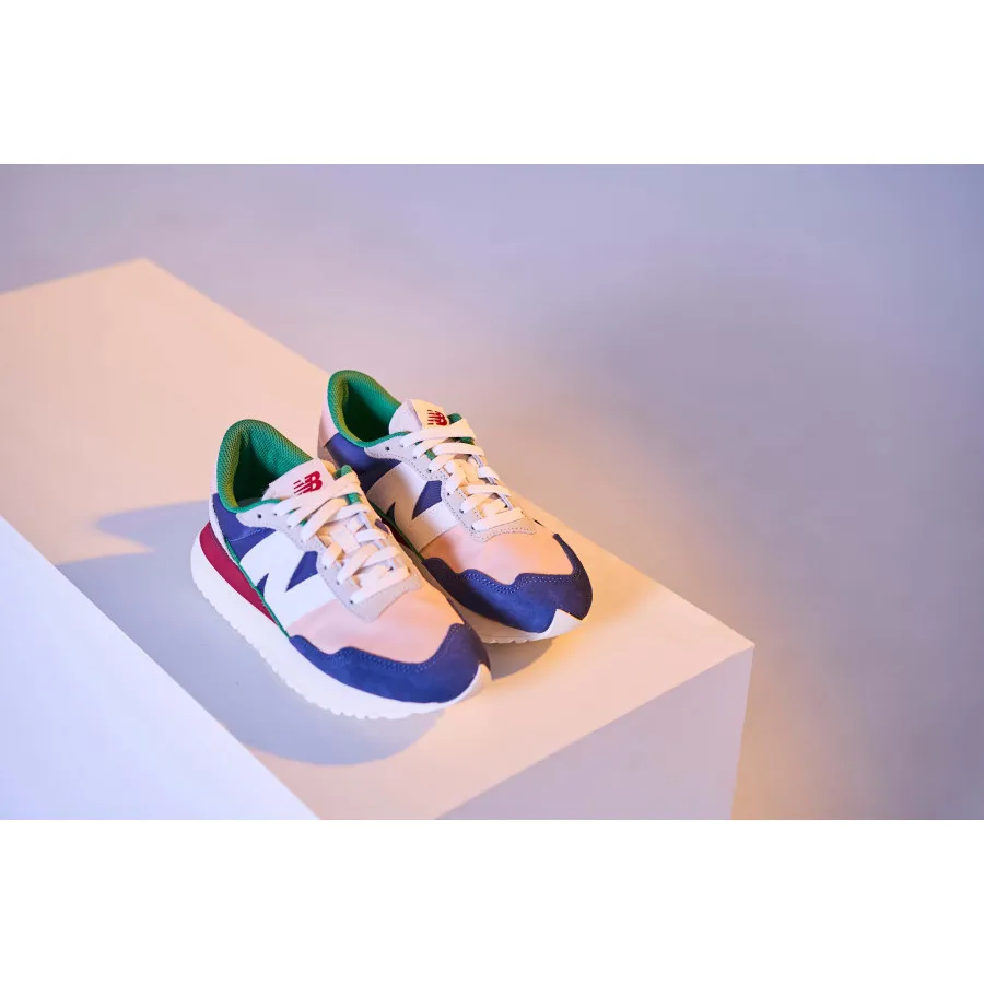NEW BALANCE Tenisice 237 
